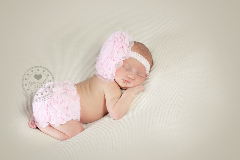 Pryor Tulsa Claremore Tahlequah Muskogee Newborn Infant Baby Photographer