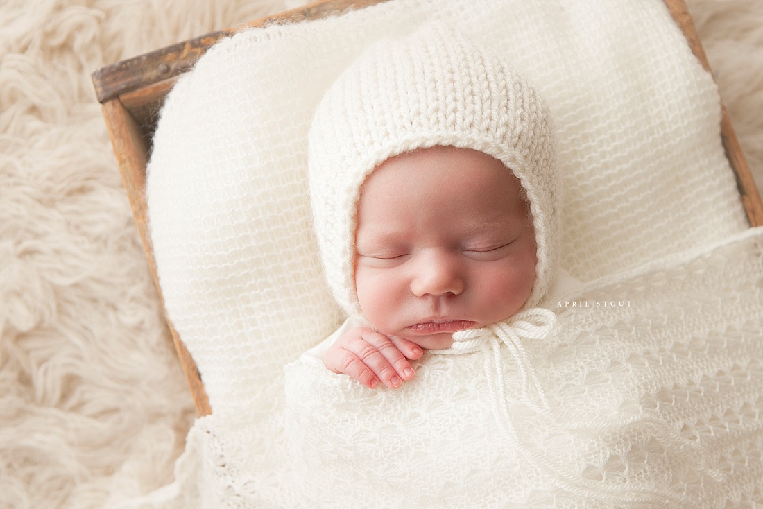 neutral-newborn-photographer-Oklahoma-Tulsa-Owasso-white