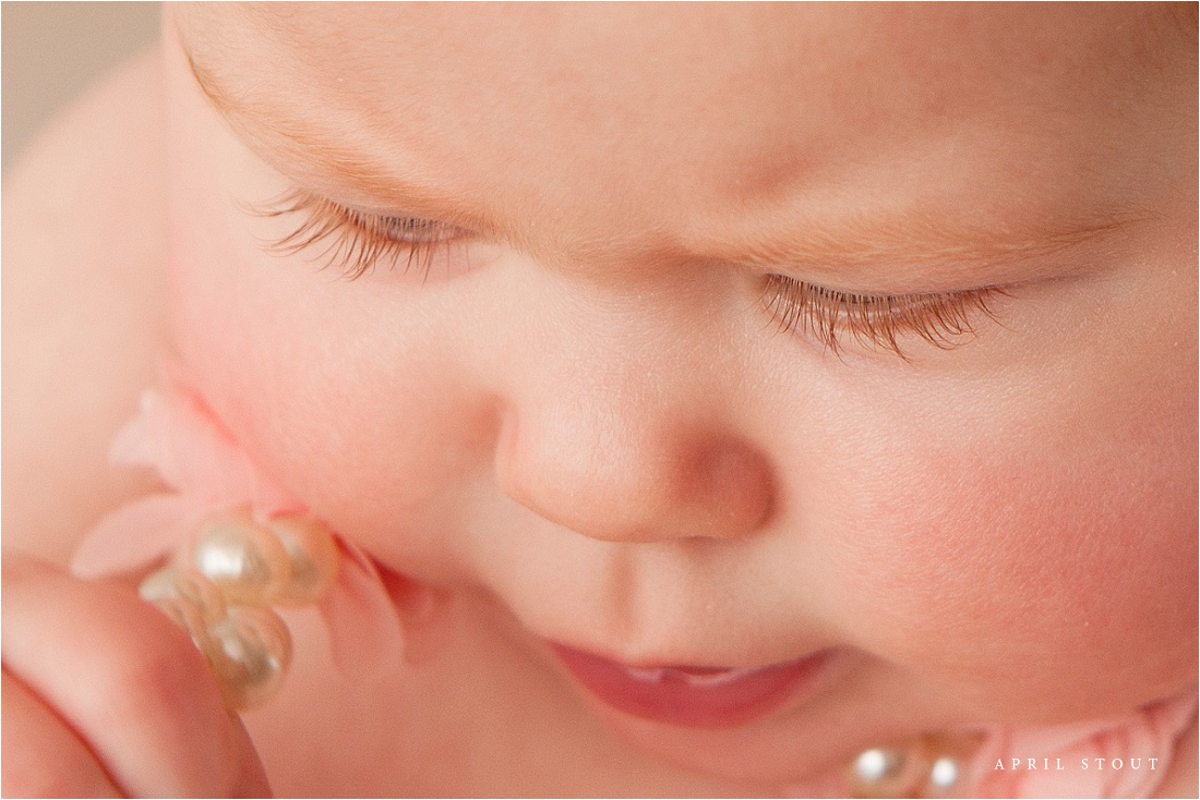 baby-six-month-child-milestone-session-oklahoma-april-stout