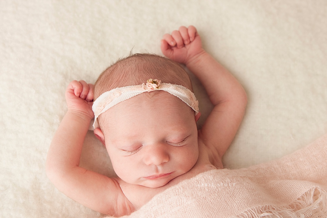 neutral-newborn-pictures-oklahoma-tulsa-claremore-broken-arrow