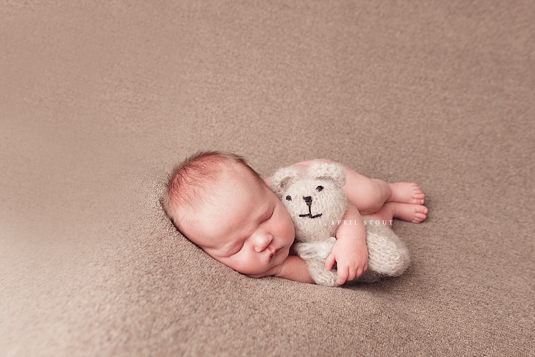 best-newborn-photographer-in-Oklahoma-April-Stout