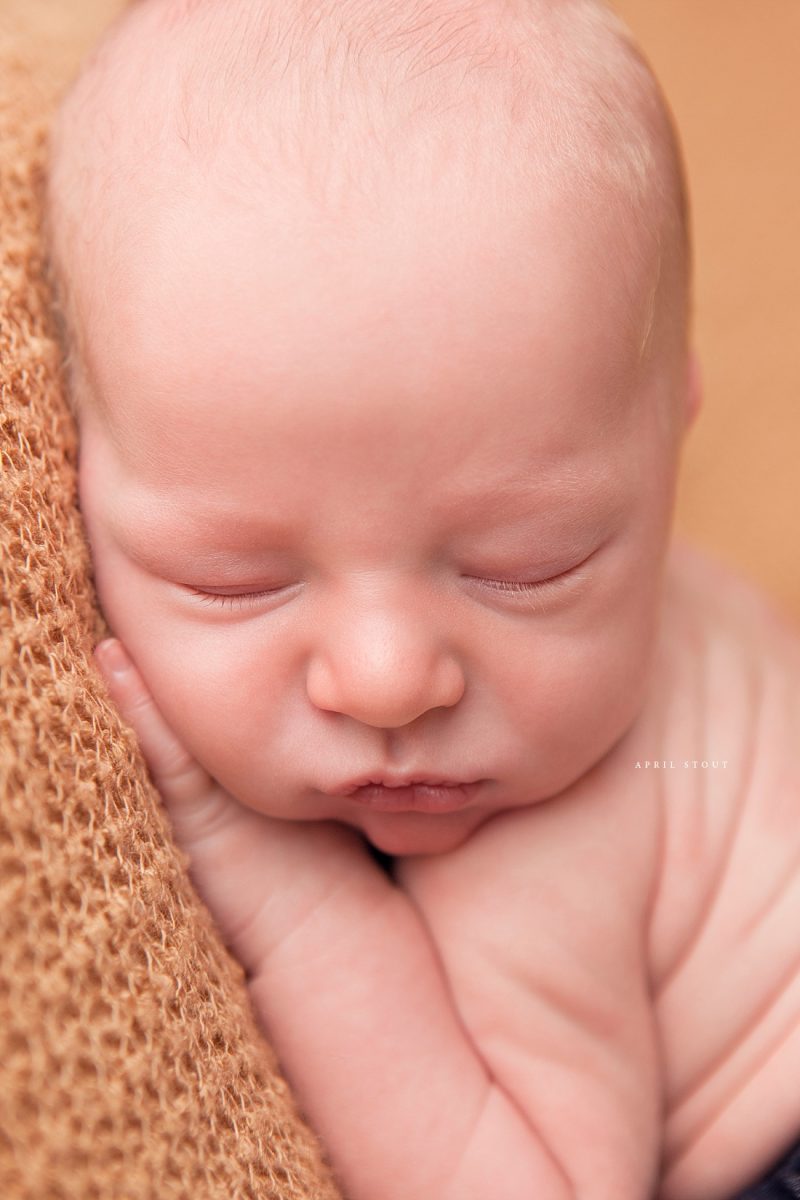 oklahomas-best-newborn-pictures-april-stout-photography-tulsa-broken-arrow