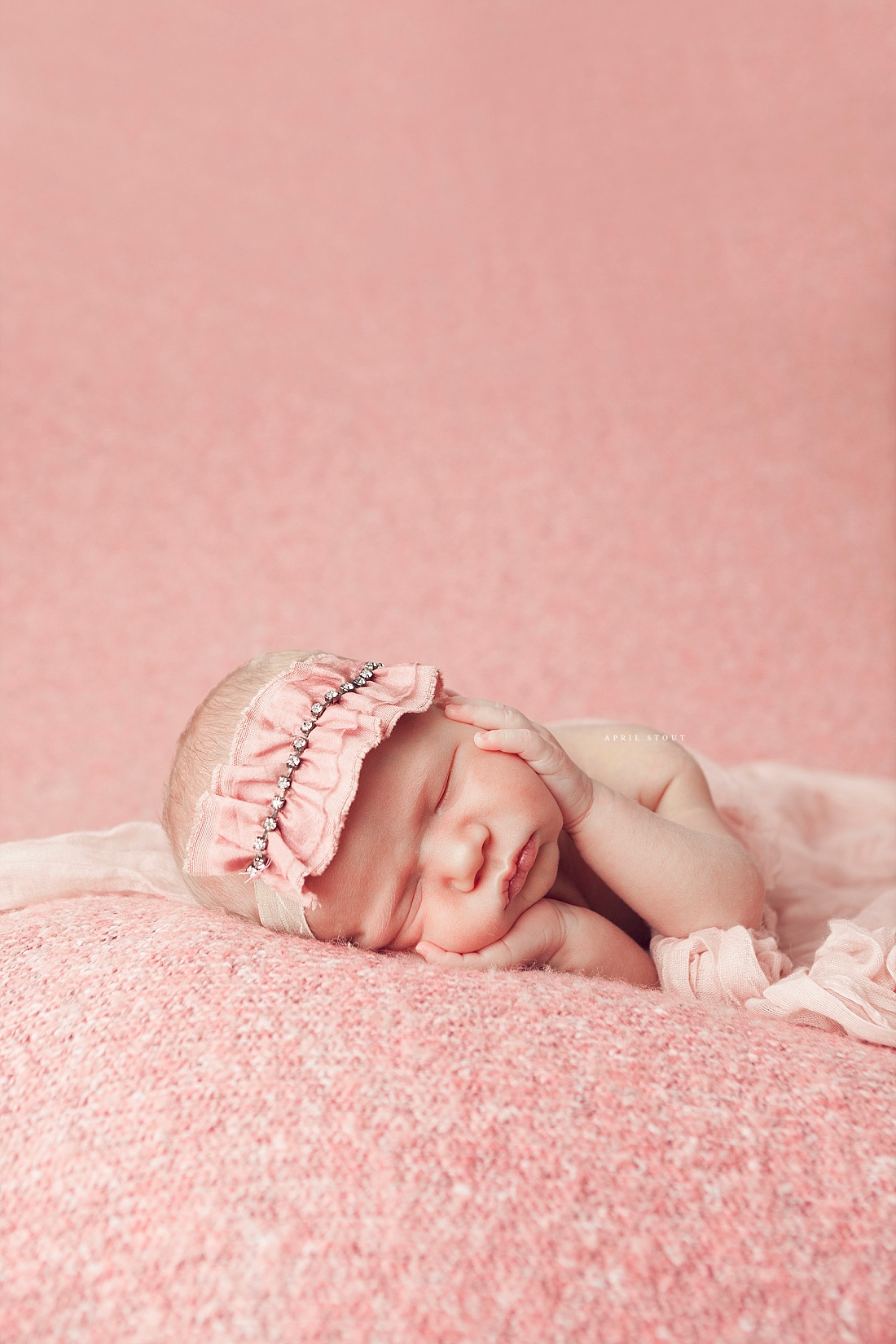 baby-girl-newborn-photography-oklahomas-best-infant-photographer-april-stout