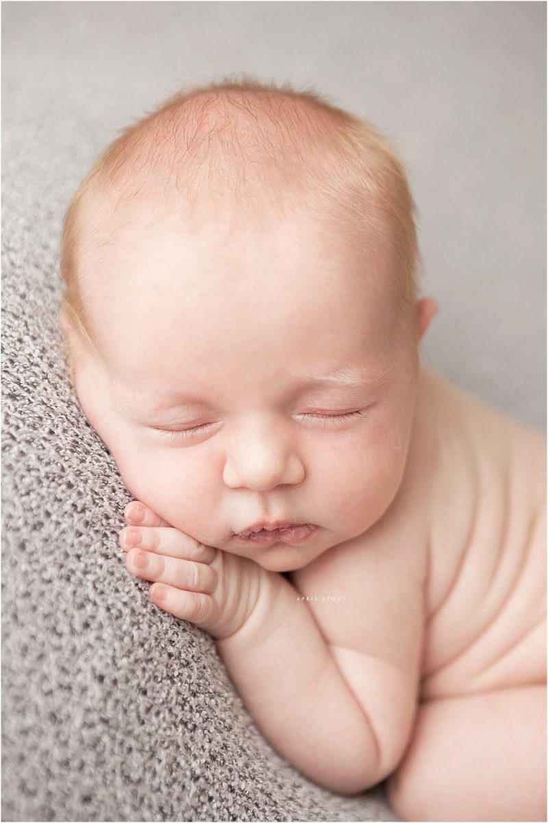 neutral-newborn-april-stout-photographers-Oklahoma-Tulsa