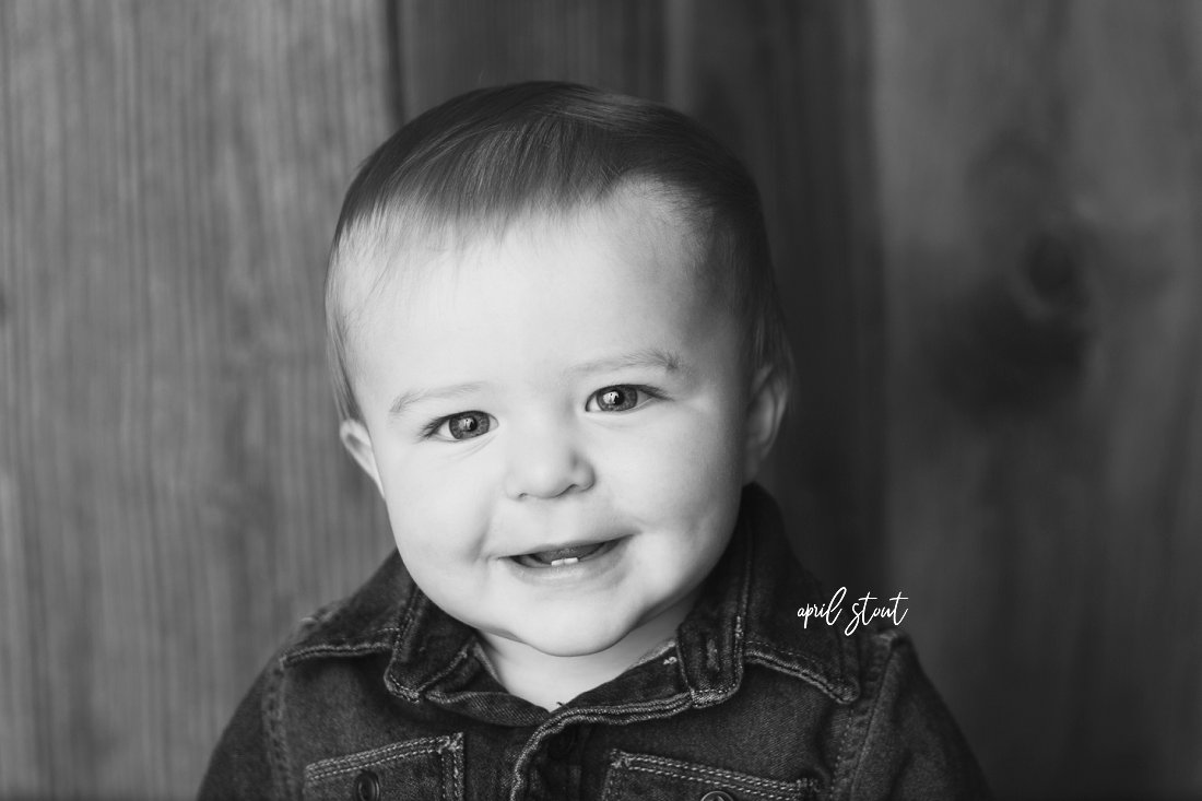 one-year-old-photo-session-Oklahoma-April-Stout