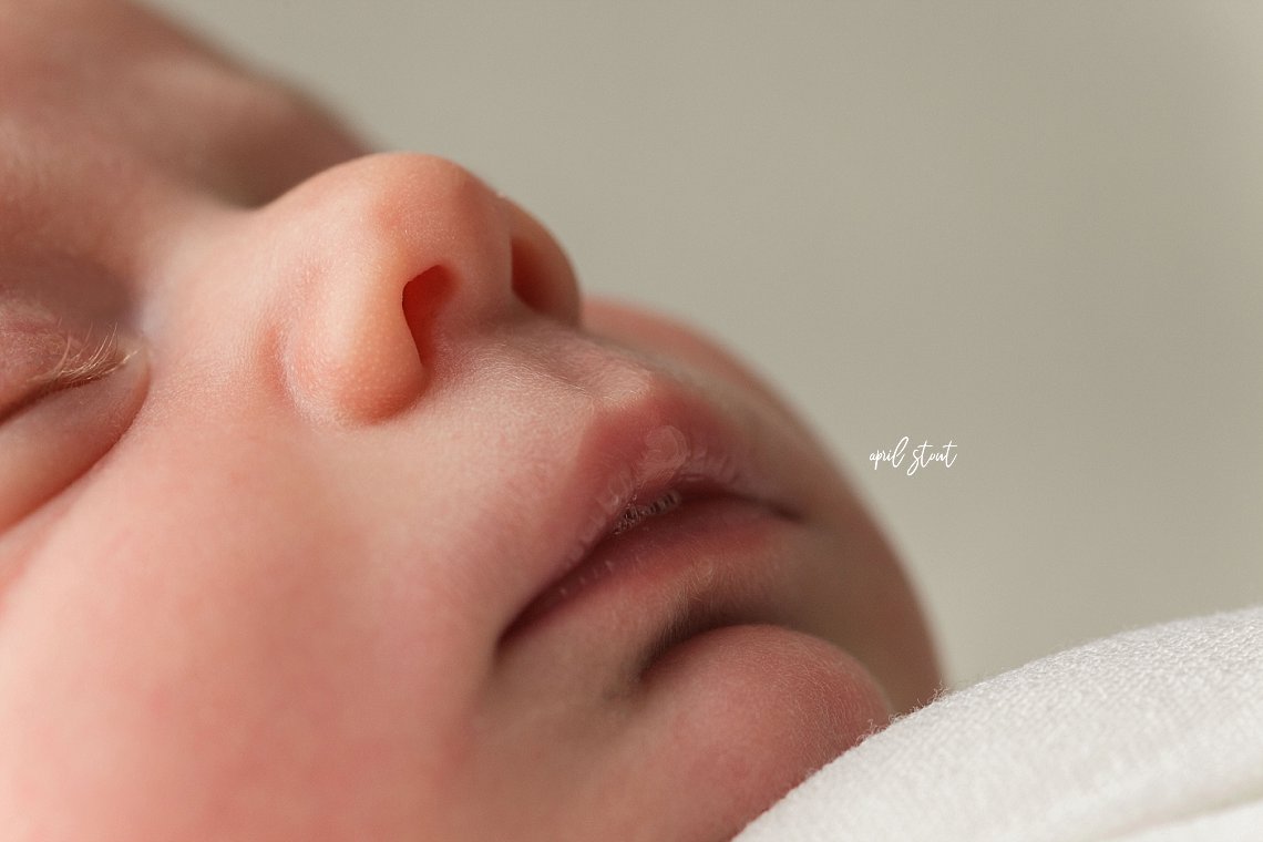 new-baby-photographer-tulsa-oklahoma-april-stout