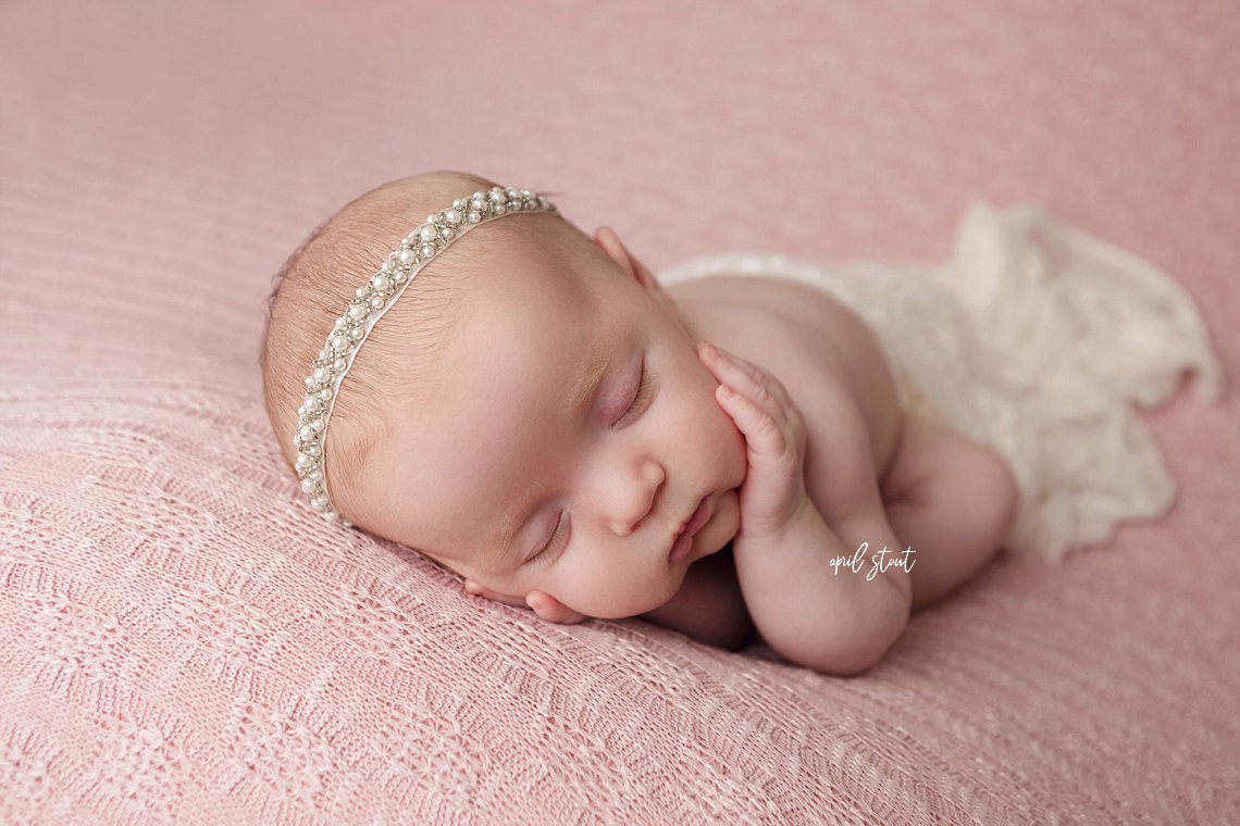baby-newborn-pictures-pryor-oklahoma-photographer-april-stout