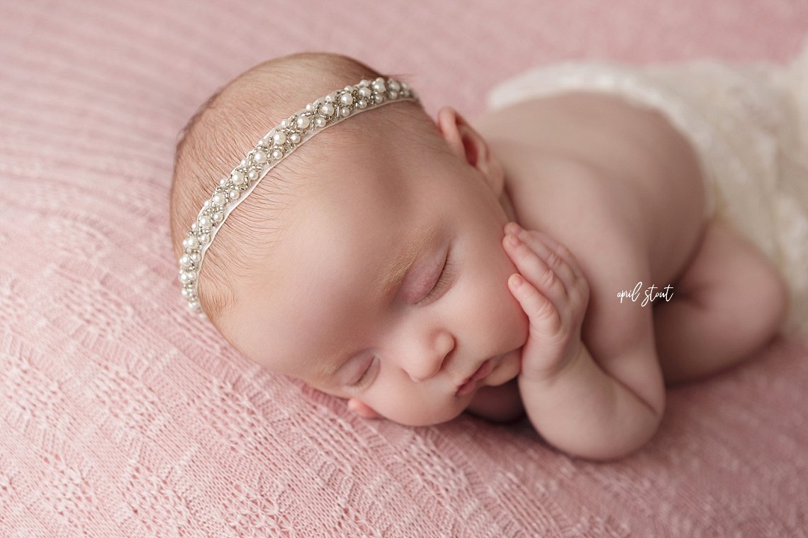 baby-newborn-pictures-pryor-oklahoma-photographer-april-stout