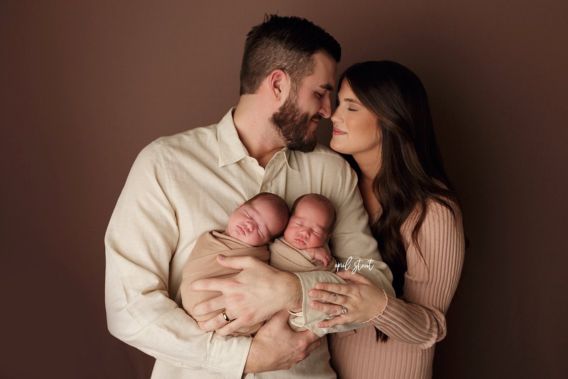 newborn twin sisters baby photography april stout tulsa pryor oklahoma