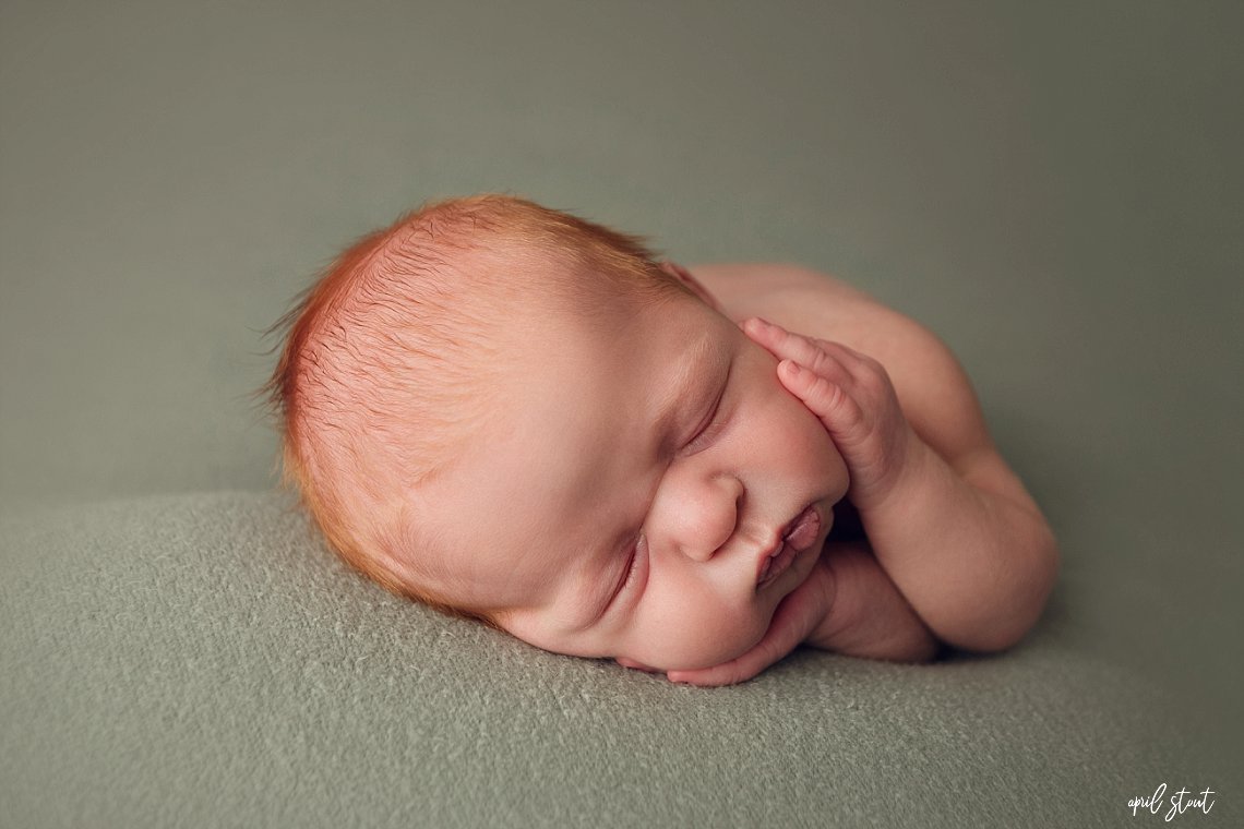 infant baby photographer April Stout Tulsa area newborn artist