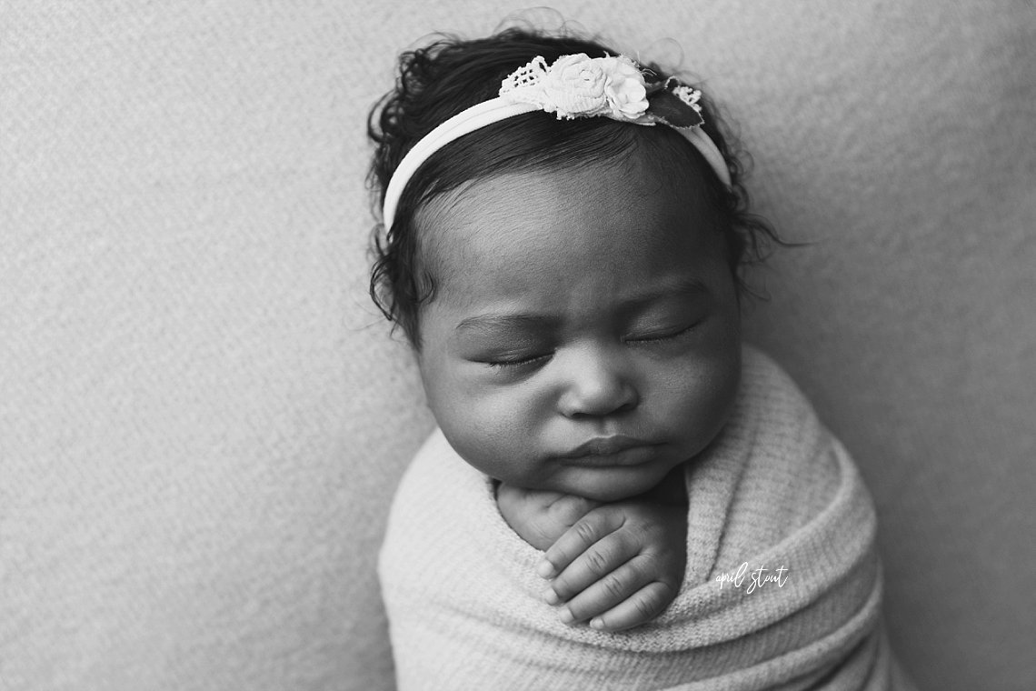 Oklahoma's best newborn infant photographer Arpil Stout