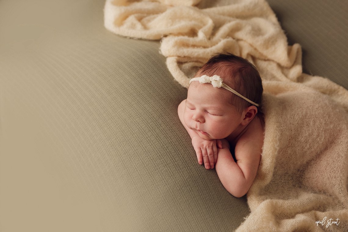 Tulsa new baby pictures photographer April Stout