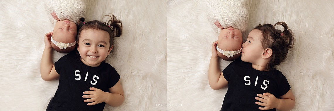new baby girl with big sister Tulsa Oklahoma newborn pictures with April Stout Photography